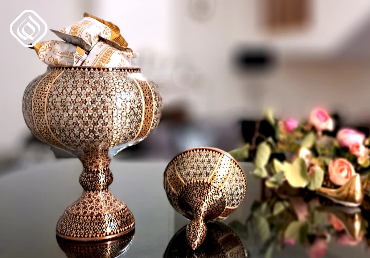 شکلات خوری